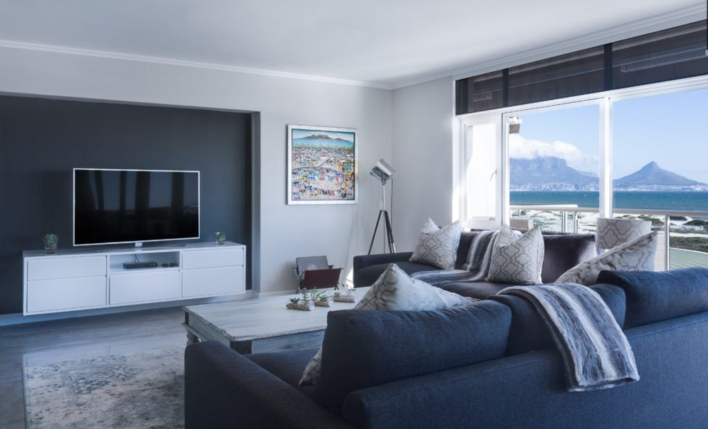How To Create A Conversational Living Room living room decorating tips