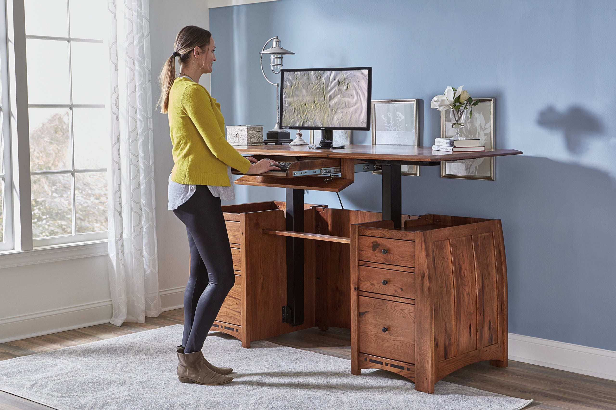 Boulder Creek Vd-3371-Bc-S/S Sit To Stand Curved Top Desk Boulder Creek VD-3371-BC-S/S Sit to Stand Curved Top Desk, ru